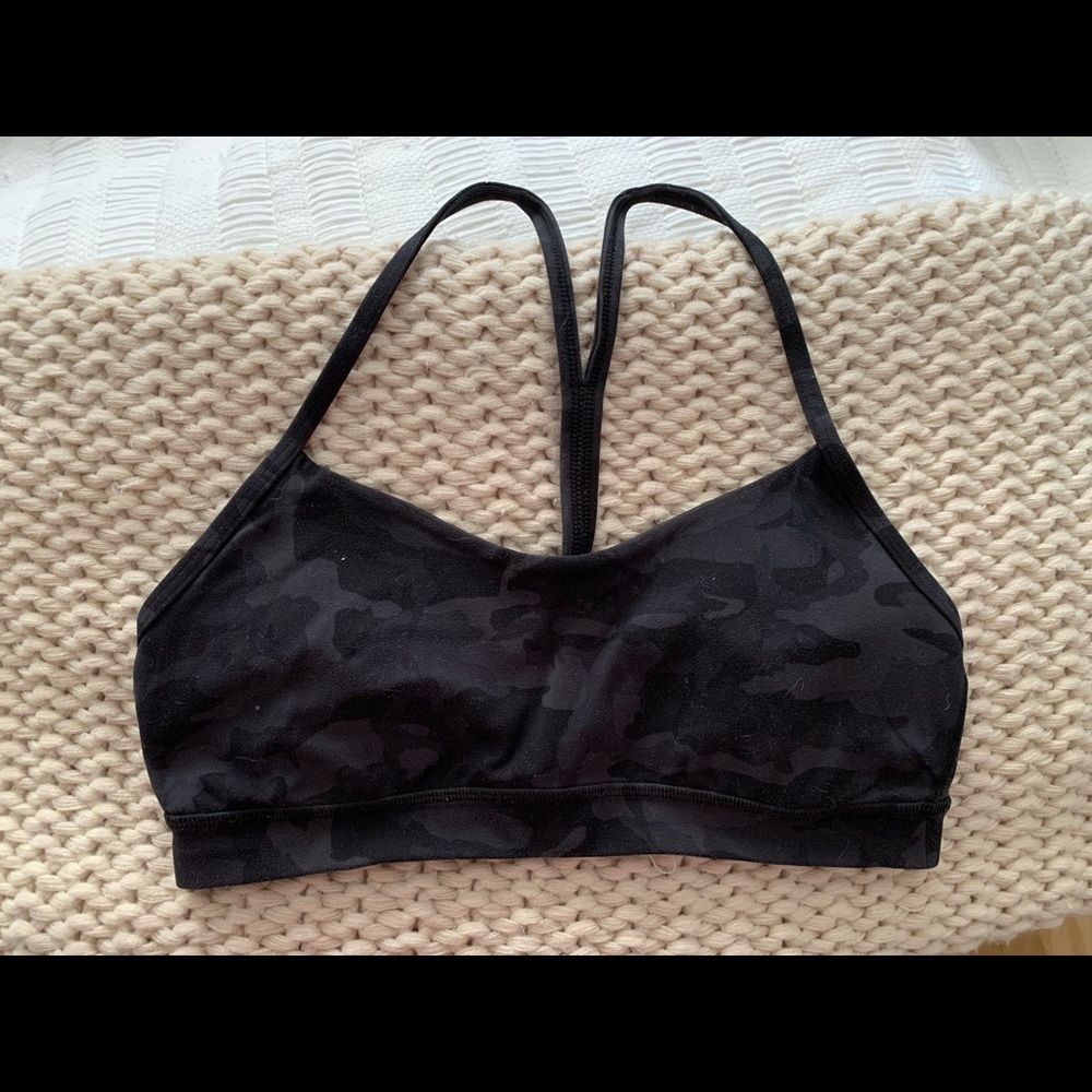 size 8 lululemon flow y bra camo